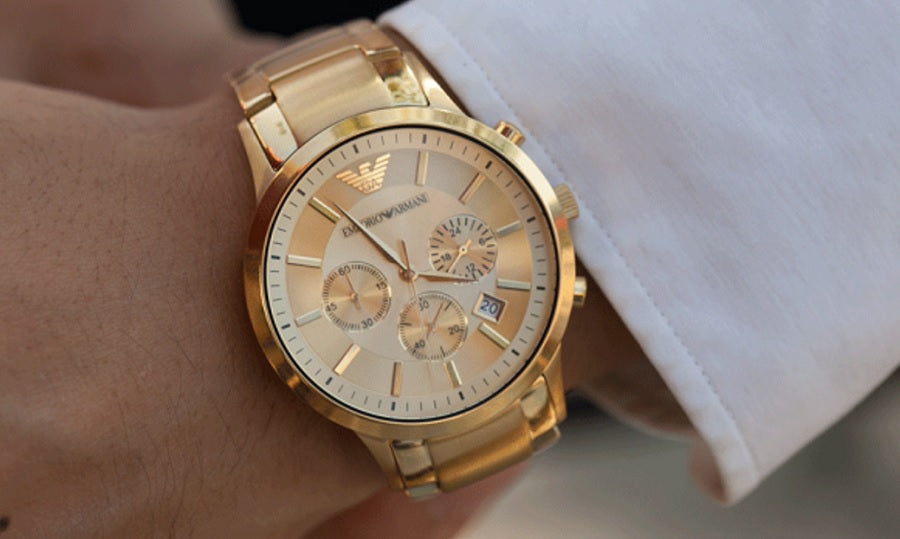 Front view of Emporio Armani AR2452 with rose gold dial and rose gold bracelet